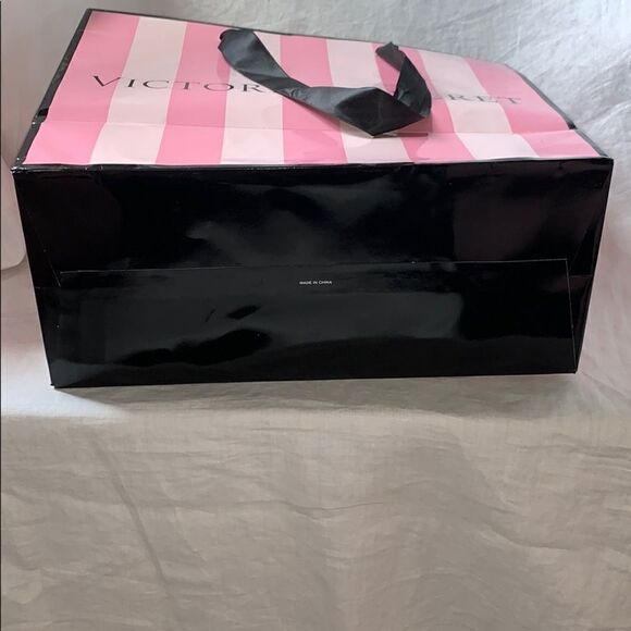 🌸 VICTORIA’S SECRET Medium Size Shopping Bag - Picture 4 of 4